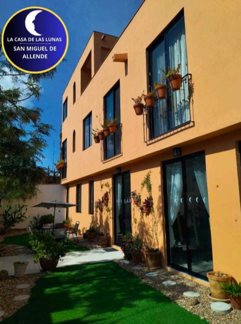 WhatsApp Image 2025-05-06 at 1.07.04 PM